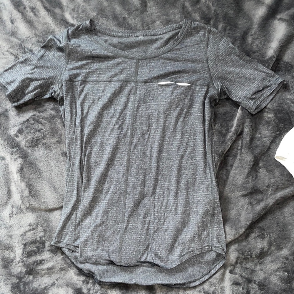 lululemon short sleeve!